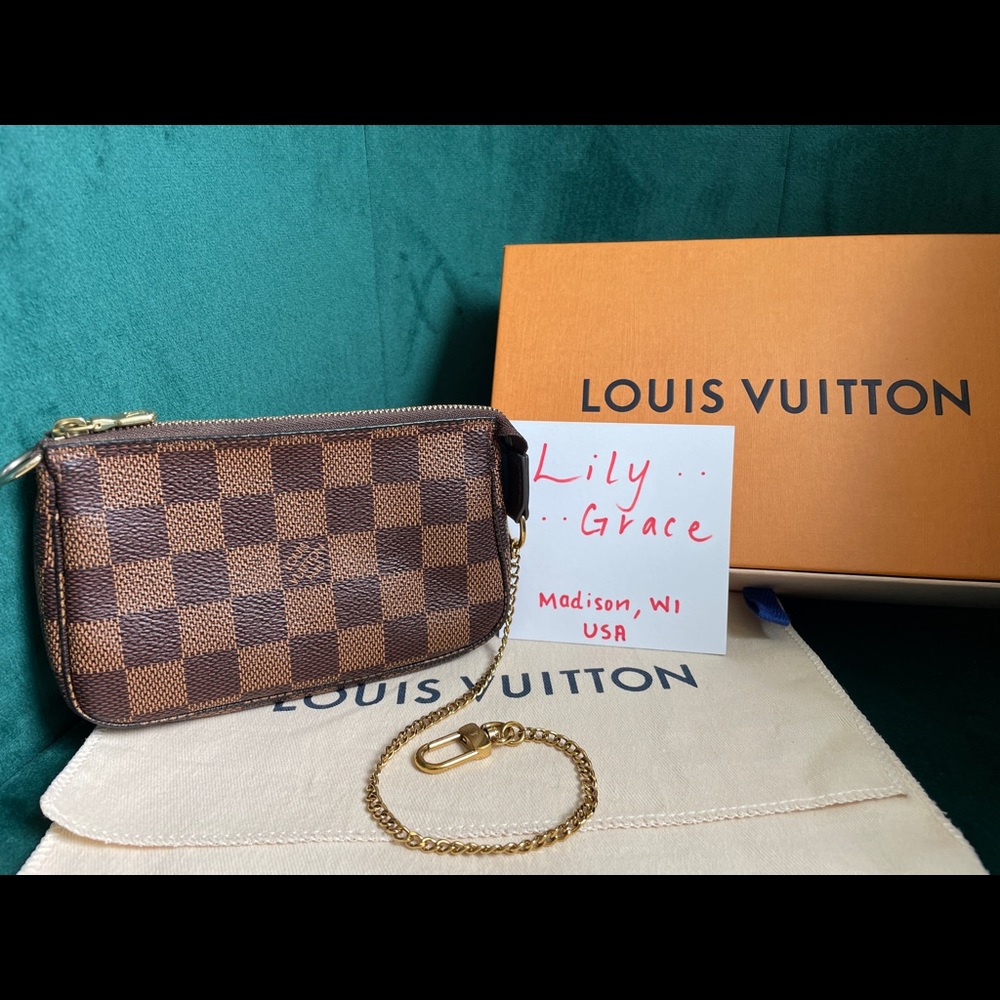 ❌SOLD❌Louis Vuitton Mini Pochette Accessories DE